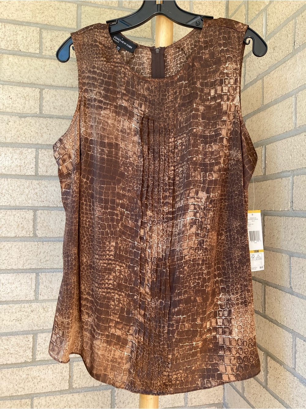 Jones New York Brown Silky Satin Reptile Print Pleated Tank Darted Blouse